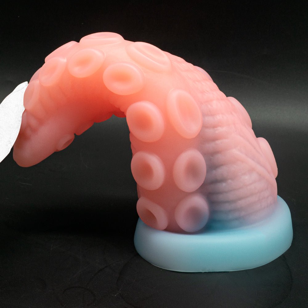 TaRiss's アナルバイブ 10種類振動モード リモコン付き 磁石吸引で充電 吸盤仕様 シリコン 7cmx20.5cm - TaRiss's